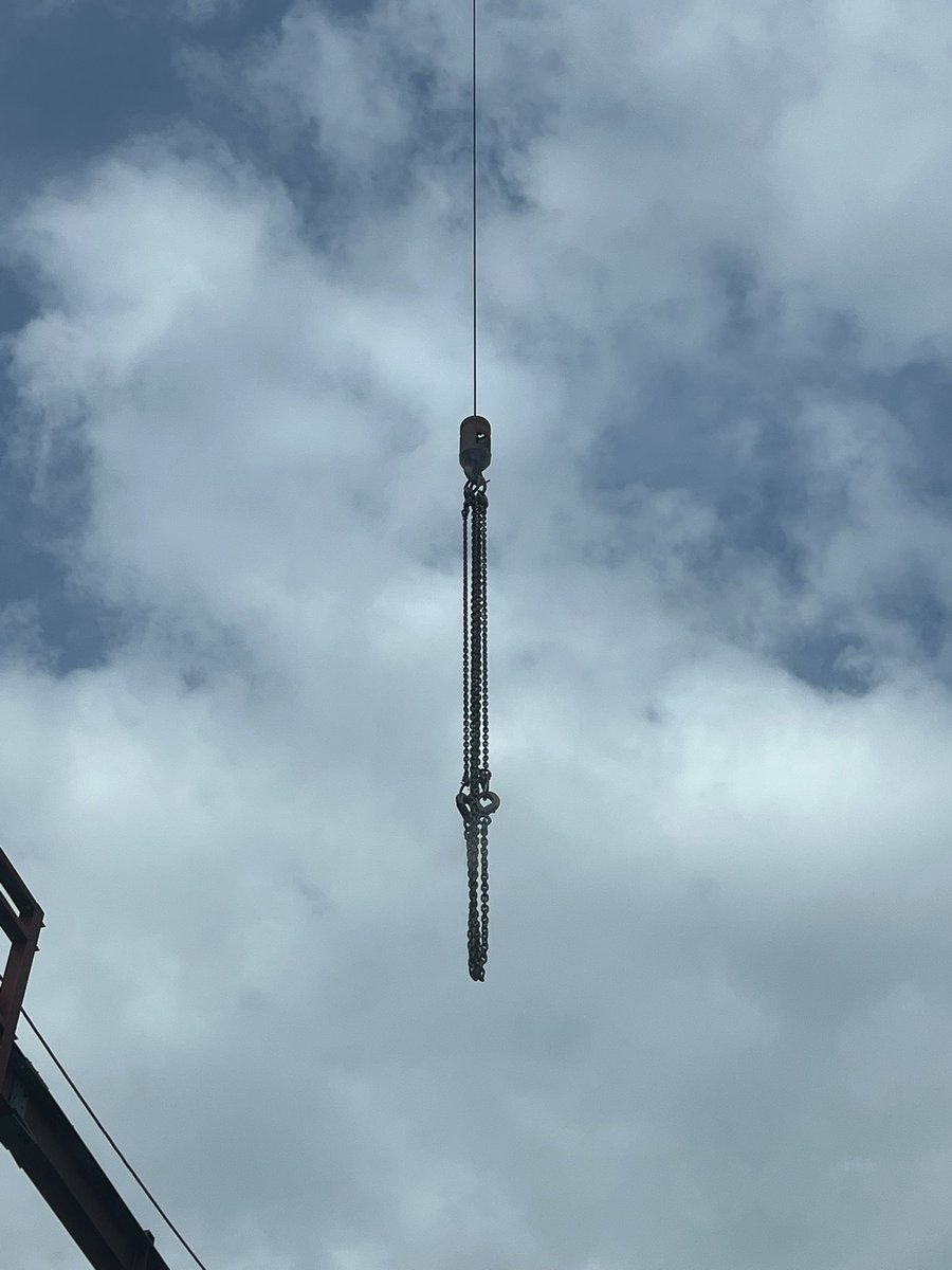 鉄骨3日目🏗️
なおせんせーとできるのも後2日😖

ご安全に🦺