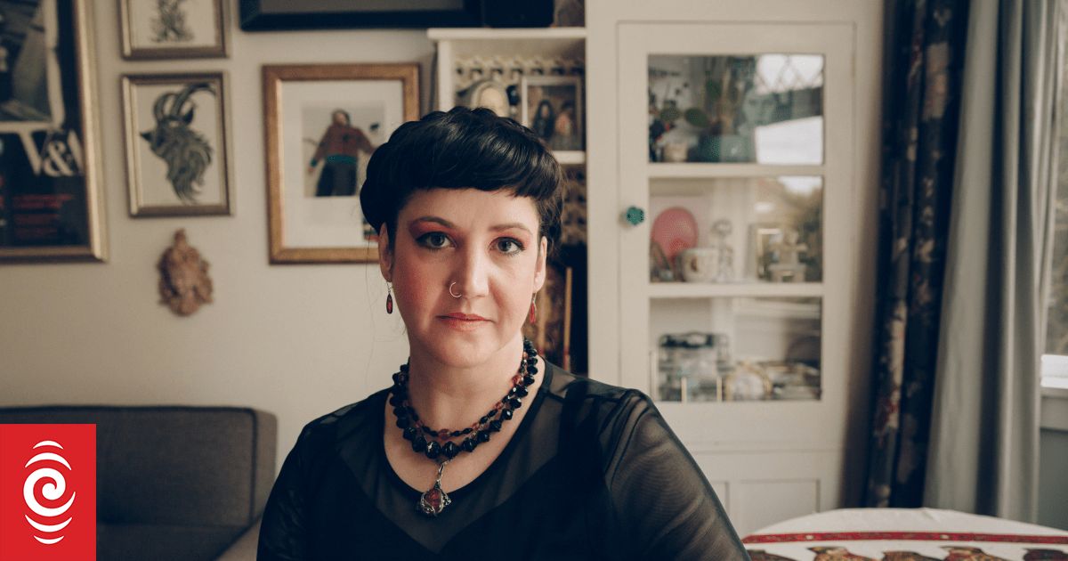 thwupbooks's tweet image. The incredible Una Cruickshank appeared on Culture101 over the weekend to discuss her award-winning essay collection The Chthonic Cycle 🐋
rnz.co.nz/life/books/wha…