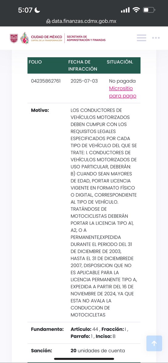La querida #LadyRacista #XimenaPichel. Tiene 26 infracciones conseguidas en un periodo de 5 años

No solo fue que no pago el parquímetro, sino que no tiene licencia, ni tarjeta de circulación vigente.  Eso amerita corralón. Y se hace la ofendida la doña!! 💀🔫