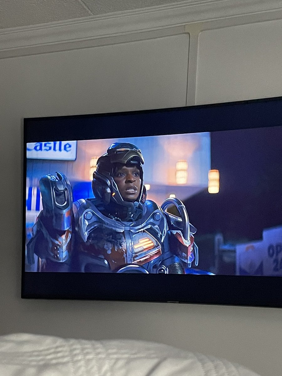 Nainitas74's tweet photo. Es la primera superhéroe que me cae mal!!! Altiva, voluntariosa y pasa por encima de lo que sea, metiendo a todos en mil problemas poniéndolos en peligro! ¿Algo más? Jajajaja #Ironheart https://t.co/TX5tNglZ8Z
