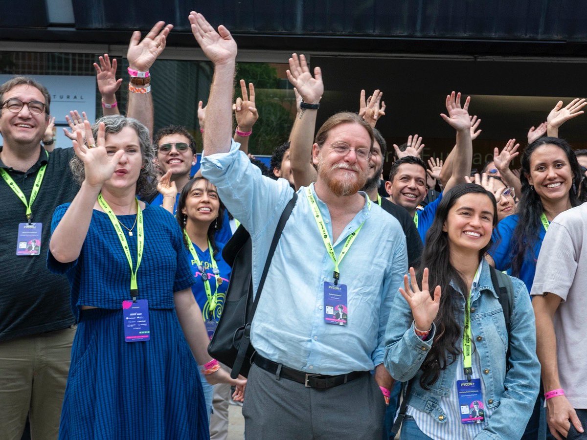 pyconcolombia's tweet image. Thank you for being part of PyCon Colombia 2025 🐍
We close this edition with full hearts and inspired minds.
Three days of learning, community, and collaboration remind us why we keep building through code and with purpose.
Until next year!
#PyCon #PyConColombia2025