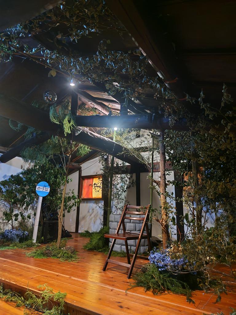 mupararan's tweet image. 空の会「いったりきたり」公演御礼。
京都 太秦 古心庵に炎天下のなかおいでいただいたお客様、役者、スタッフほんとうにありがとうございました。久しぶりに劇の本質をまざまざとみえて、生きる力が湧いています。いま、ここ、が縁になって輝いた舞台になりました。意図せずに室内の野外劇でした