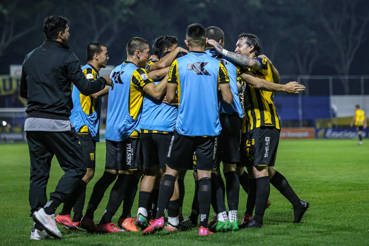 #LigaParaguay 🇵🇾 #ClausuraAPF2025 #Fecha1 Res Finales: #Olimpia 1(Sebastián Ferreira -p-) - #Nacional 1(Orlando Gaona Lugo), #Guarani 3(Fernando Fabián Fernández, William Mendieta x2) - #2deMayo 1(Rodrigo Ruíz Díaz)