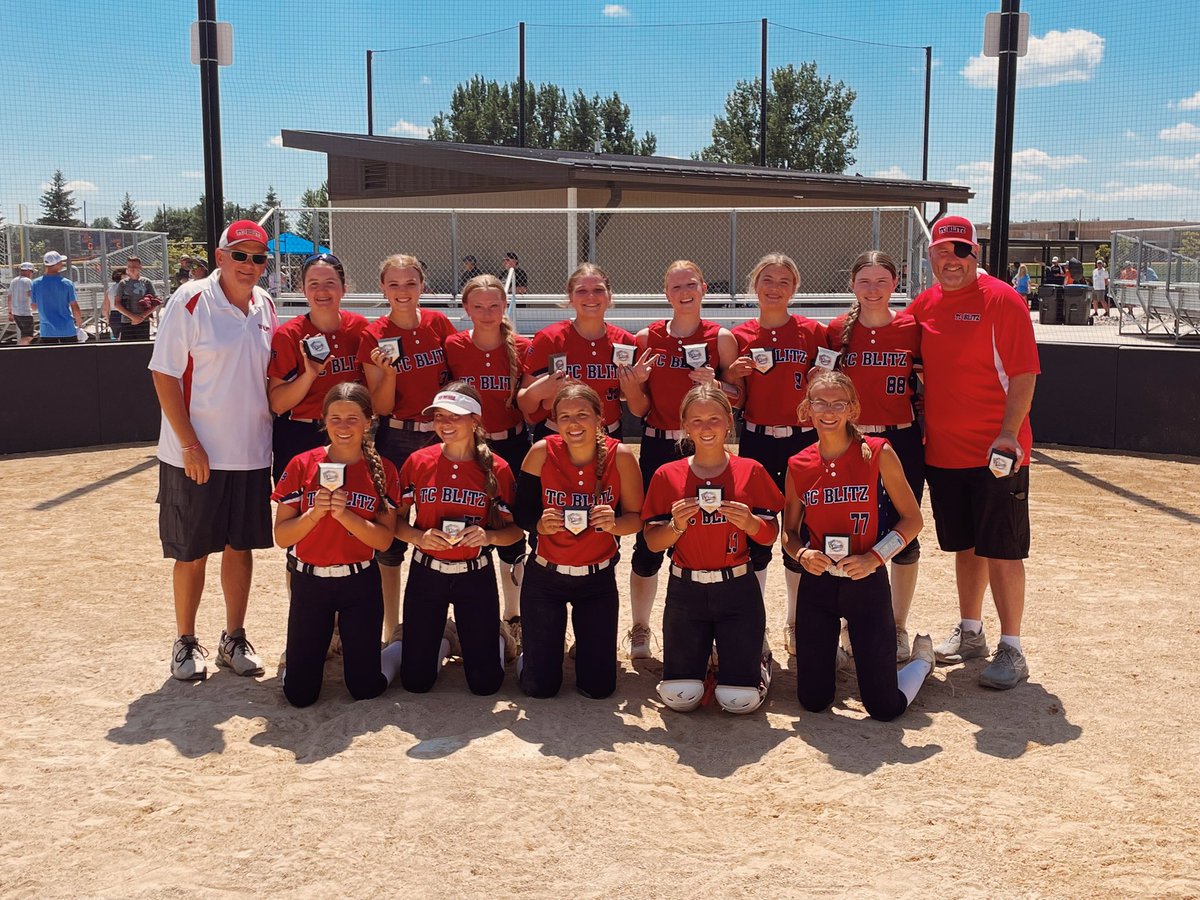 Our 14u Silber squad picked up a runner up finish in their bracket at the Peppers Classic!! #rollblitz