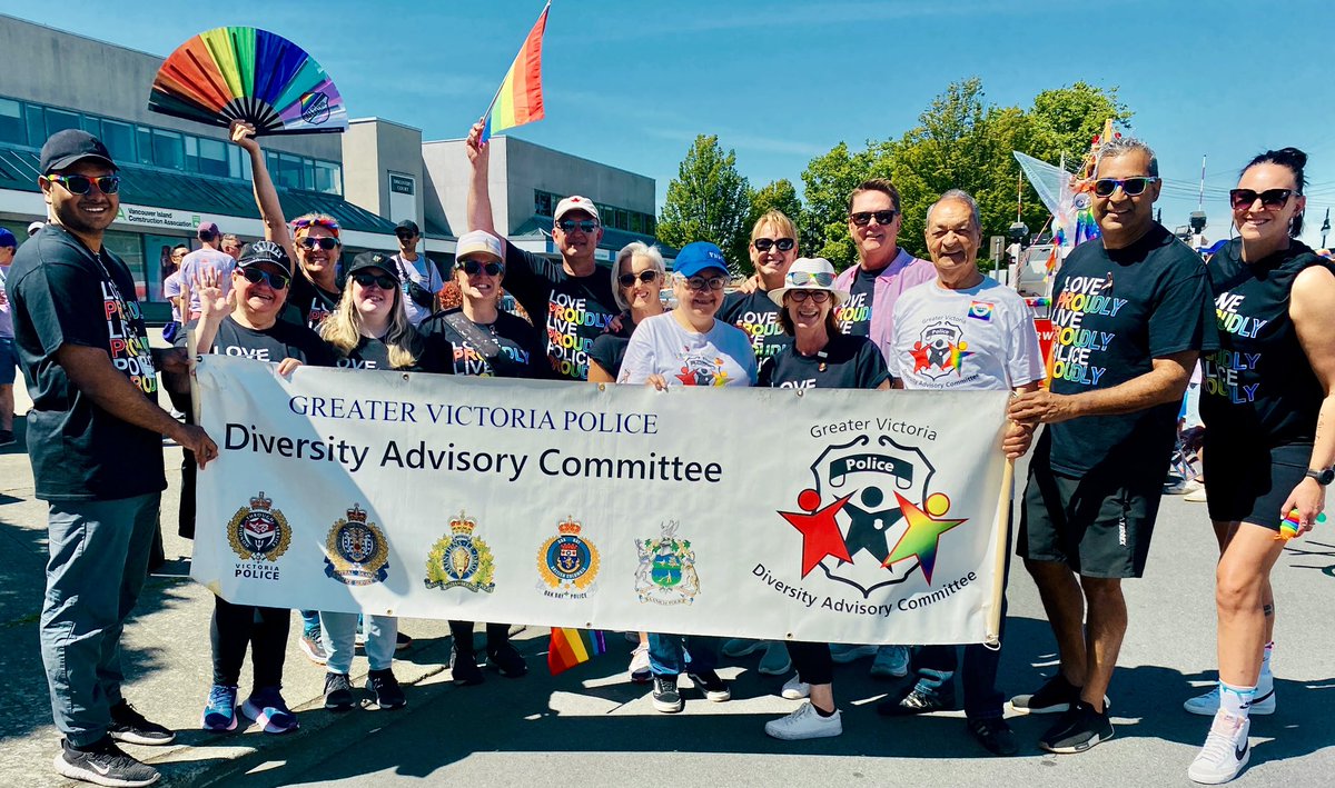 Del Manak (@chiefmanak) on Twitter photo A beautiful day for the 2025 Pride Parade in downtown Victoria. Nice to see the large crowds lining the streets & cheering. Love the positive energy & good vibes. <a href="/vicpdcanada/">Victoria Police</a> proud to join <a href="/gvpdac/">Grtr Victoria Police Diversity Advisory Committee</a> and <a href="/OutOnPatrol/">Out On Patrol🏳️🌈🚓</a>. Thanks to the VicPD officers for keeping everyone safe. A beautiful day for the 2025 Pride Parade in downtown Victoria. Nice to see the large crowds lining the streets & cheering. Love the positive energy & good vibes. <a href="/vicpdcanada/">Victoria Police</a> proud to join <a href="/gvpdac/">Grtr Victoria Police Diversity Advisory Committee</a> and <a href="/OutOnPatrol/">Out On Patrol🏳️🌈🚓</a>. Thanks to the VicPD officers for keeping everyone safe.
