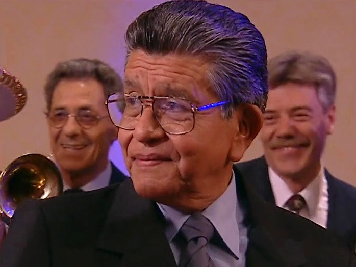 AsoSimuladores's tweet image. QEPD José Palomino Cortez
- Emanuel Chávez en "Seguro de desempleo" -
(1937-2025)