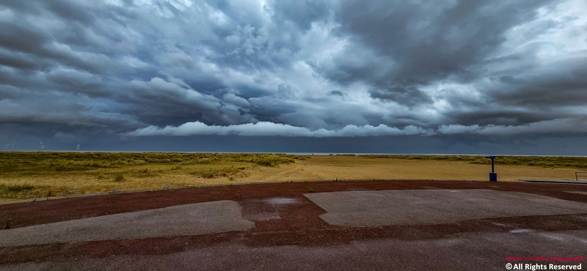 Simon's Weather Photography (@simon_weather) on Twitter photo This afternoons thundery showers at Great Yarmouth <a href="/StormchaserUKEU/">WEATHER/ METEO WORLD</a> <a href="/carlharlott/">carl harlott</a> <a href="/danholley_/">Dan Holley</a> <a href="/stormbell/">Chris Bell</a> <a href="/Lowweather/">Lowestoft weather Service</a> <a href="/PhotographyWx/">WX Photography</a> <a href="/bbcweather/">BBC Weather</a> <a href="/BBCWthrWatchers/">BBC Weather Watchers</a> <a href="/itvweather/">ITV Weather</a> <a href="/metoffice/">Met Office</a> <a href="/ChrisPage90/">Chris Page - Weatherman</a> <a href="/WeatherAisling/">Aisling Creevey</a> #loveukweather✅ <a href="/liamdutton/">Liam Dutton | Weather Presenter & Meteorologist</a> <a href="/GavinPartridge/">GavsWeatherVids</a> <a href="/BBCLookEast/">BBC East</a> <a href="/itvanglia/">ITV News Anglia</a> This afternoons thundery showers at Great Yarmouth <a href="/StormchaserUKEU/">WEATHER/ METEO WORLD</a> <a href="/carlharlott/">carl harlott</a> <a href="/danholley_/">Dan Holley</a> <a href="/stormbell/">Chris Bell</a> <a href="/Lowweather/">Lowestoft weather Service</a> <a href="/PhotographyWx/">WX Photography</a> <a href="/bbcweather/">BBC Weather</a> <a href="/BBCWthrWatchers/">BBC Weather Watchers</a> <a href="/itvweather/">ITV Weather</a> <a href="/metoffice/">Met Office</a> <a href="/ChrisPage90/">Chris Page - Weatherman</a> <a href="/WeatherAisling/">Aisling Creevey</a> #loveukweather✅ <a href="/liamdutton/">Liam Dutton | Weather Presenter & Meteorologist</a> <a href="/GavinPartridge/">GavsWeatherVids</a> <a href="/BBCLookEast/">BBC East</a> <a href="/itvanglia/">ITV News Anglia</a>
