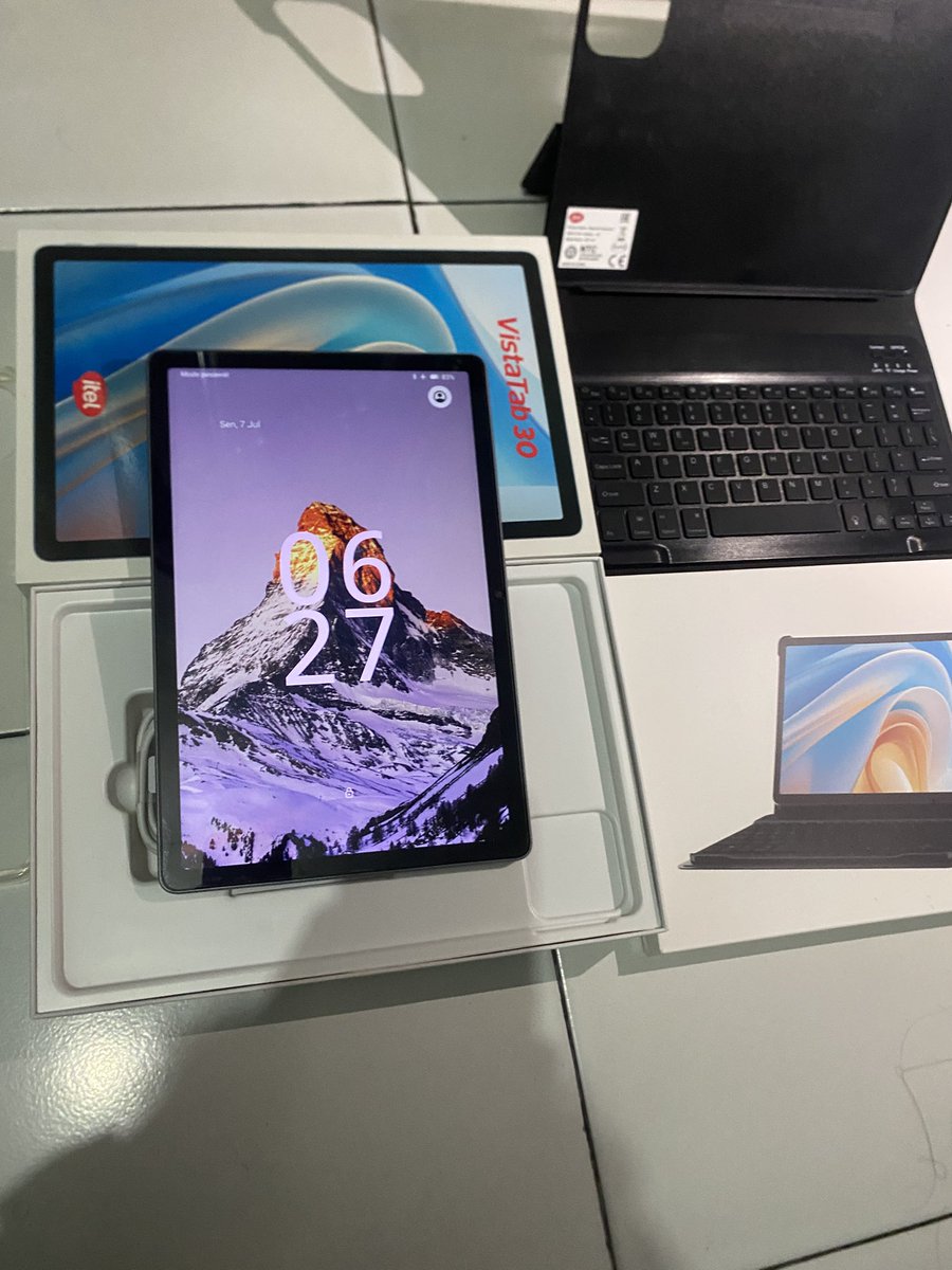 _sasageyo0's tweet photo. Itel VistaTab 30
Pemakaian 4 bulan (jarang dipakai)
mulus 99%
jual aja 1,5 nego
bisa cod jabodetabek https://t.co/cFE7oi6peT
