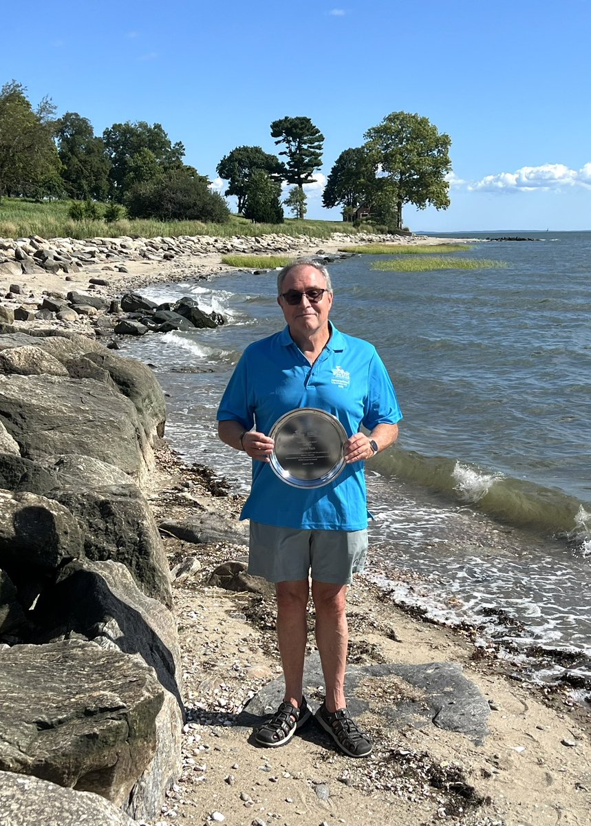 charity.pledgeit.org/SwimAcrossTheS…
Support our team of cancer survivors as we Swim across the Sound for St Vincent's incredible work for cancer patients.  Last year it ended in storms just offshore.