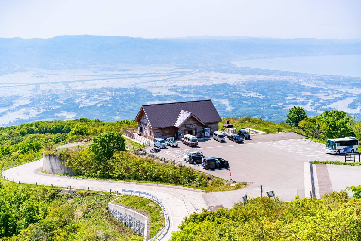 佐渡八景②
候補２
尖閣湾、大野亀、二ツ亀、白雲台

他にも矢島経島、乙和池、杉池、加茂湖、大佐渡石名天然杉などいくつかあるけど、選定基準として人工物じゃないものが良いかと。（例：あめやの桟橋）