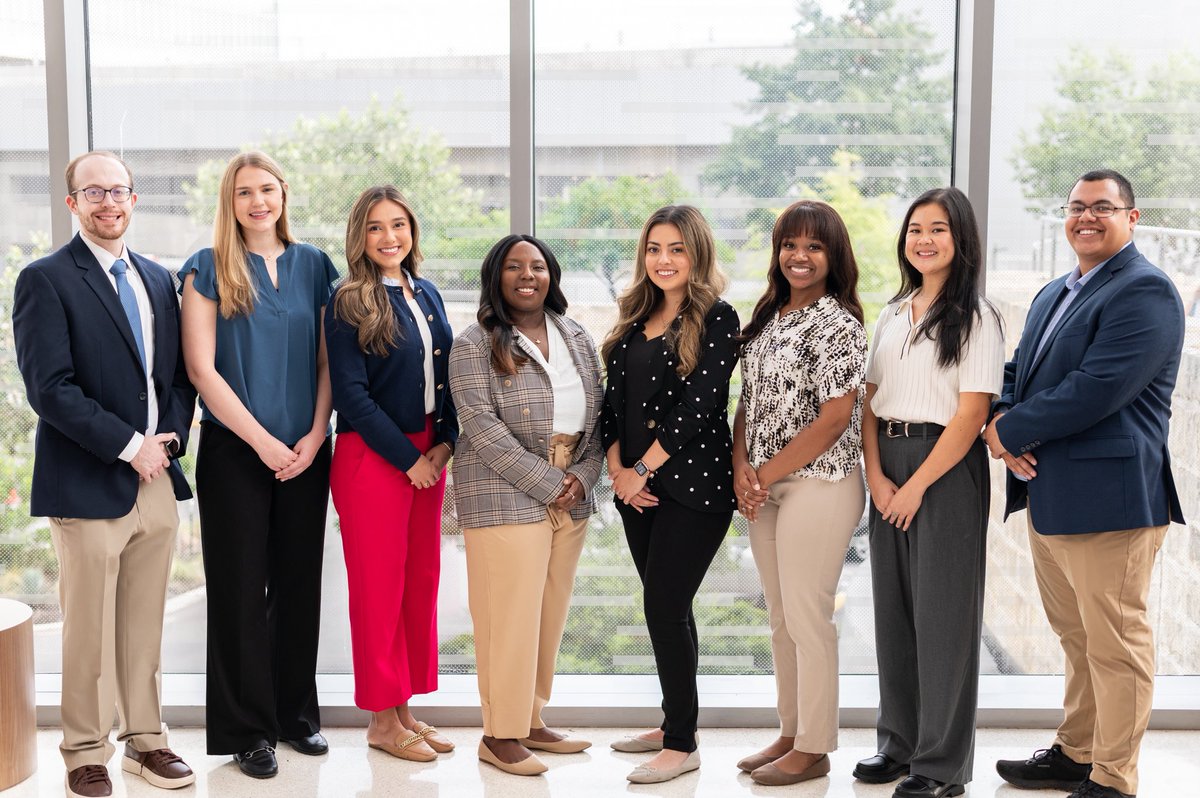 Excited to kick off another pharmacy residency year at University Health. Cheers to another year of growth and learning! 

Pictured: incoming PGY1 class

#pharmacy #residency