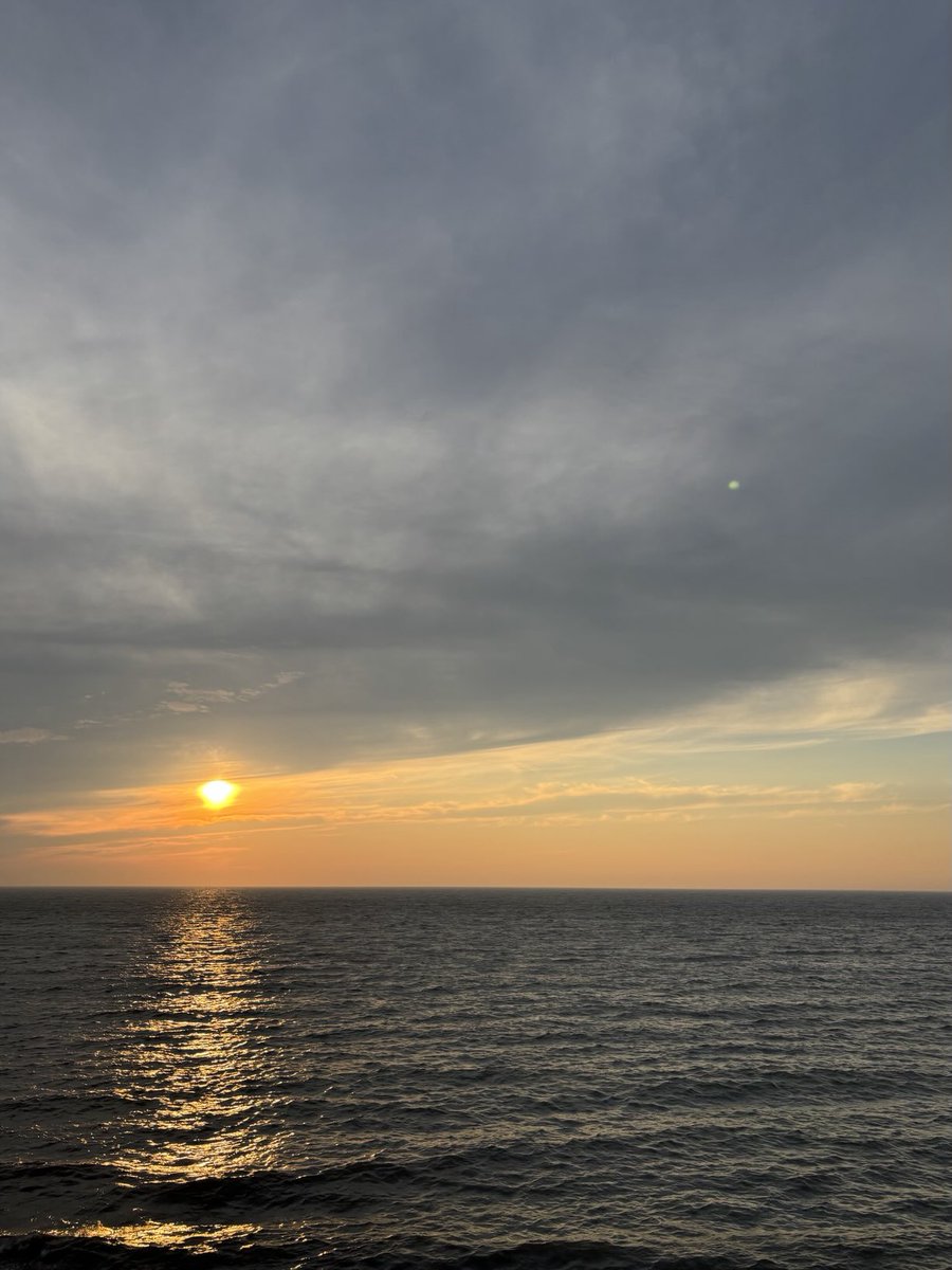 NMatanais's tweet image. Le fleuve St-Laurent aujourd’hui #Matane #Gaspésie #Québec
