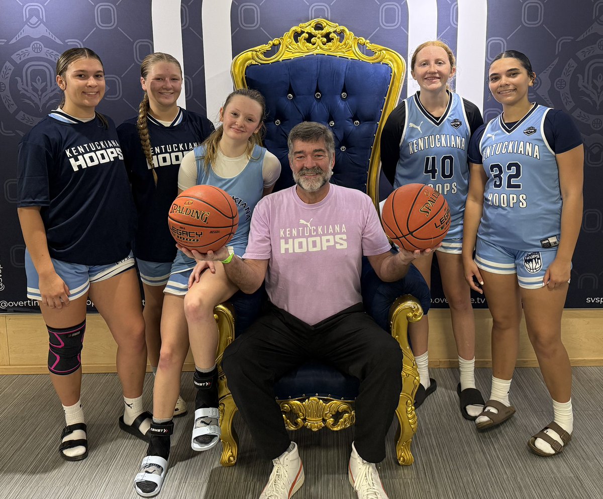 We had a great time in Spooky Nook Pa this weekend where my AAU team  of 5 made me feel like a King. We will be back in full force this week at Roses In Louisville. Come check us out if you can!