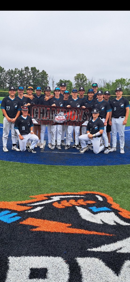 Champs🏆GRB STiKS 16u Black goes 6-0 in the Big Ro and finishes off a very impressive week of baseball. 2027 Black finishes 10-2 in the last 7 days between Alabama and Wisconsin! Congratulations fellas!