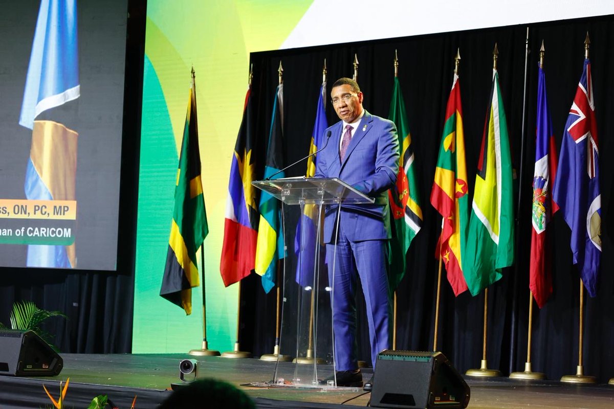 CARICOMorg's tweet photo. #HappeningNow #CARICOM Chair Dr the Most Honourable Andrew Holness delivering the key address at the Opening Ceremony of the 49th CARICOM Heads of Government Meeting 🇯🇲
#49HGC https://t.co/mFM9XoUevz