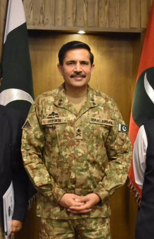 HarmeetSinghPk's tweet image. 🚨 پبلک انٹرسٹ میں، عالمگیر شیخ کی جگہ میجر جنرل عرفان ارشد پاکستان سپورٹس بورڈ کے ممبر تعینات، پاکستان سپورٹس بورڈ نے اعلامیہ جاری کر دیا۔