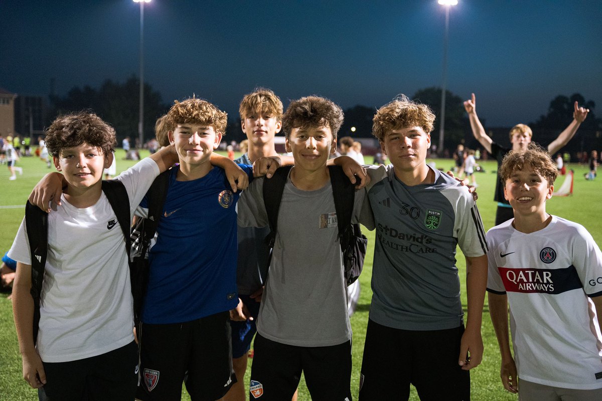 iusoccercamp's tweet photo. A great final night for our campers at Indiana Soccer Camp! @sogility #IndianaSoccerCamp #adidas https://t.co/wm1sd4IQoC