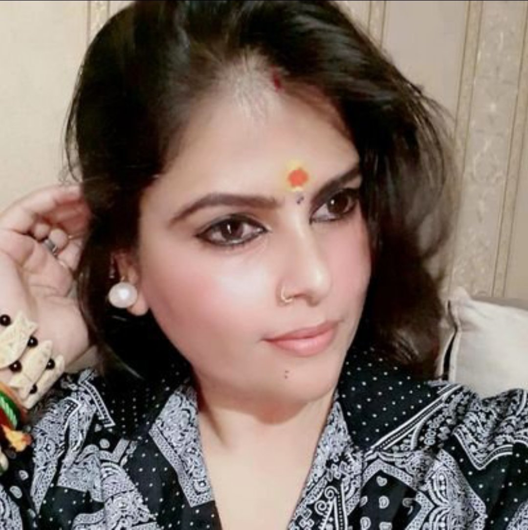 सतीश राजपूत #कैरू (मोदी का परिवार) (@stanwarsatish) on Twitter photo बहन <a href="/AdvPriyankaBJP/">Adv.Priyanka Dubey (Pihu) 🇮🇳</a> जी को अवतरण दिवस की ढ़ेरों शुभकामनाएँ एवं बधाई।🎉🎉
मर्यादा पुरुषोत्तम भगवान श्री राम जी की कृपा से दिर्घायु और आपका जीवन धन-धान्य मंगलमय सुखमय आनंदमय हो। बहन <a href="/AdvPriyankaBJP/">Adv.Priyanka Dubey (Pihu) 🇮🇳</a> जी को अवतरण दिवस की ढ़ेरों शुभकामनाएँ एवं बधाई।🎉🎉
मर्यादा पुरुषोत्तम भगवान श्री राम जी की कृपा से दिर्घायु और आपका जीवन धन-धान्य मंगलमय सुखमय आनंदमय हो।