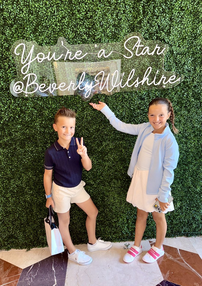 Mrsashtidemann's tweet photo. Livin’ it up in Cali @BeverlyWilshire 🤩🌴 https://t.co/qaKa6QXA0S
