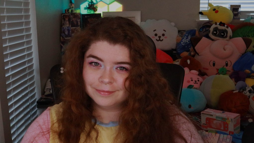 It's an actual hot minute since we dove into it, but we're jumping back into some Undertale Yellow! 

WE ARE FILLED WITH DETERMINATION to get to the end of this game tonight! 

twitch.tv/kiwisnstars