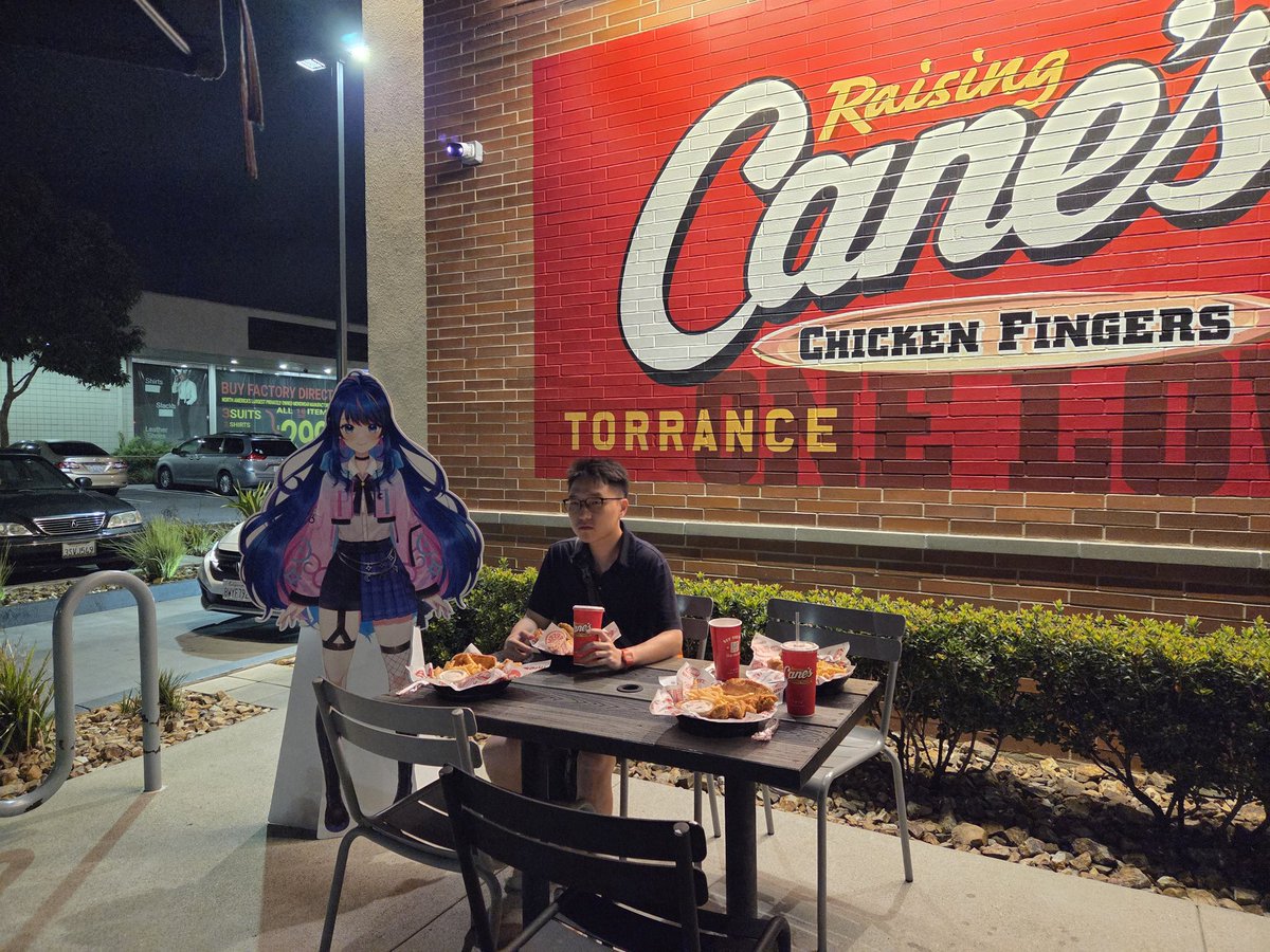 hwikkyofficial's tweet image. Don't ask
#NanaAsteria
#galaxygangdiary