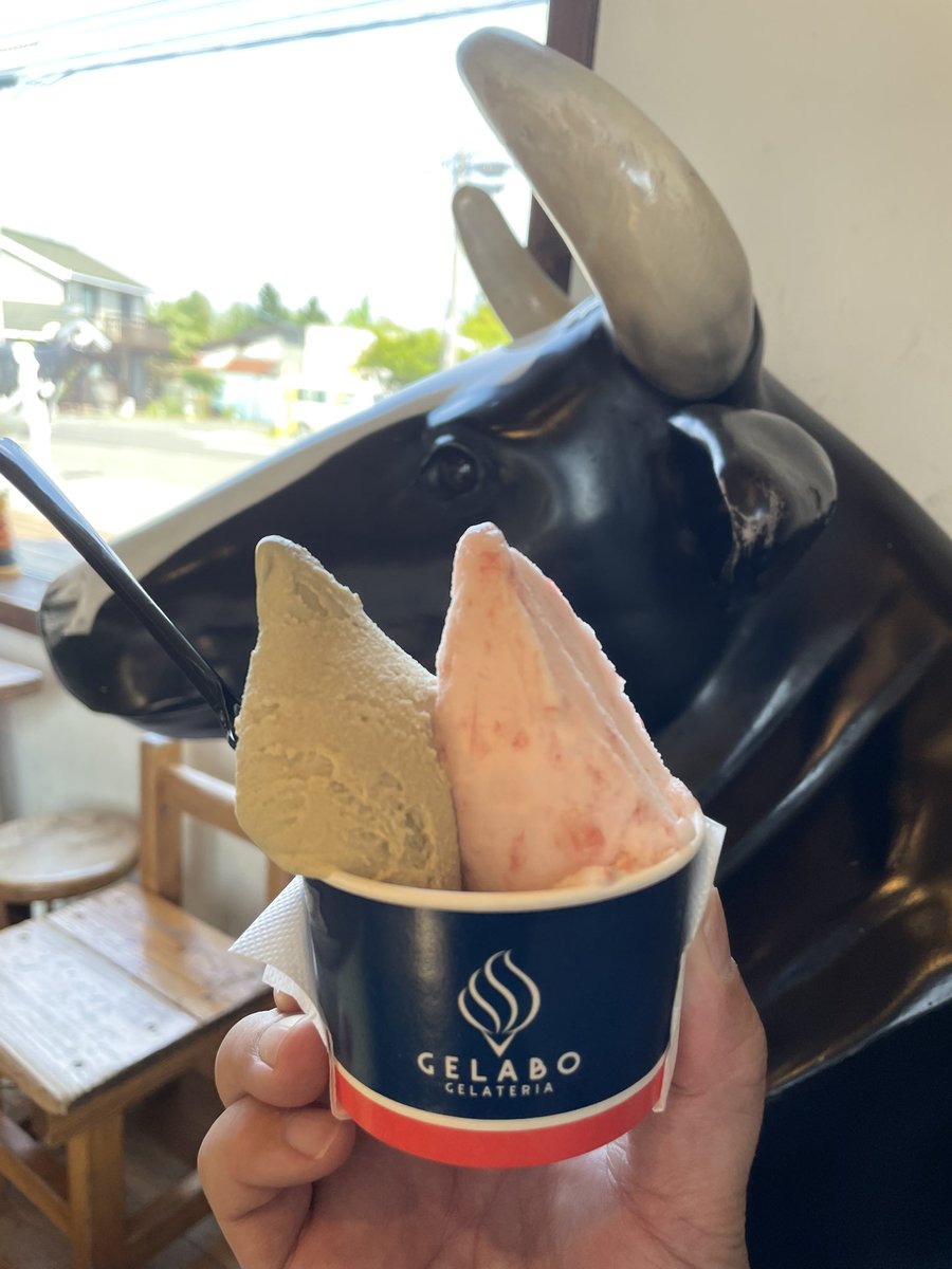 ゴルフで汗を流した後に、ライチ＆ピンクグレープフルーツとピスタチオのジェラート

こんな贅沢な月曜日😆
明日から頑張ります！！！