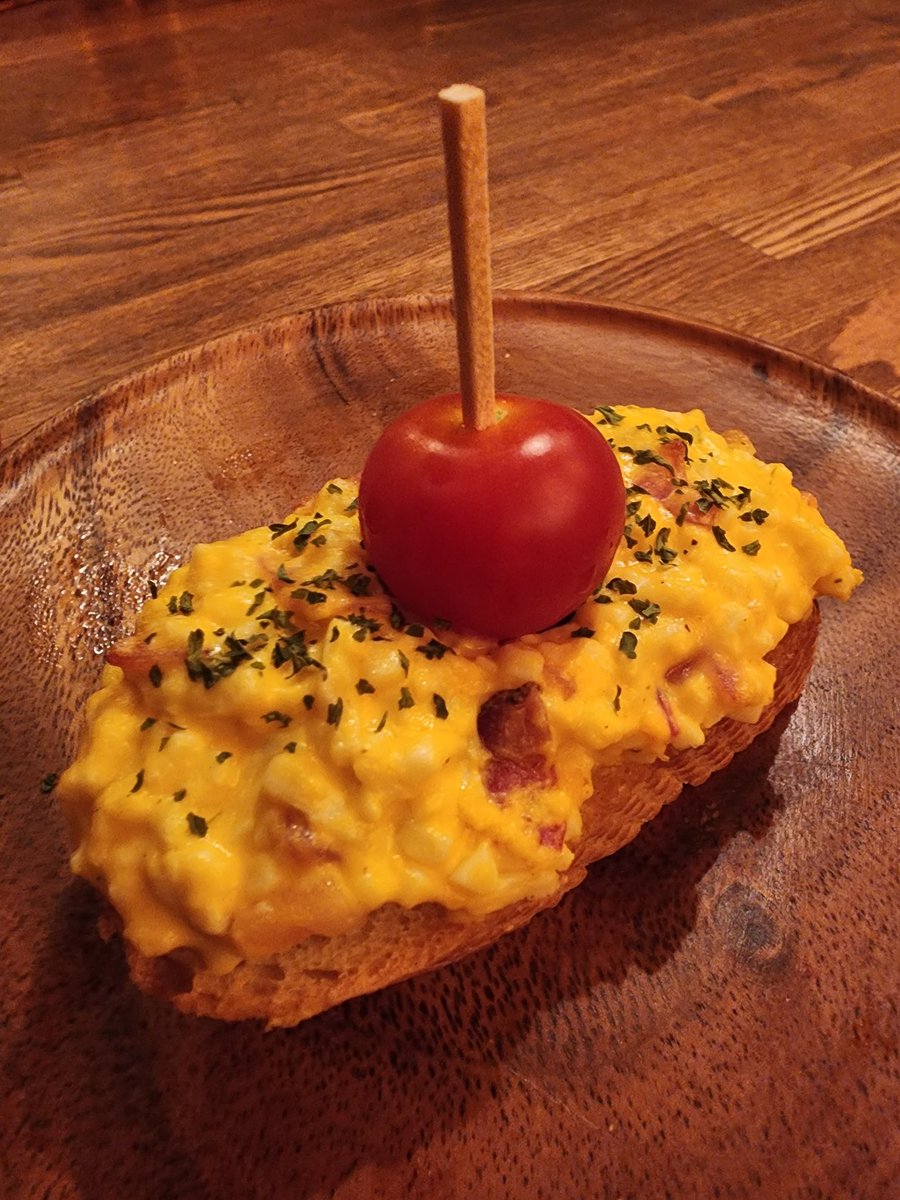 My_Only_Love999's tweet image. ピンチョス～卵と生ハムのサラダ～

気軽なおつまみ

#ピンチョス　#pincho　#池袋　#BAR時雨