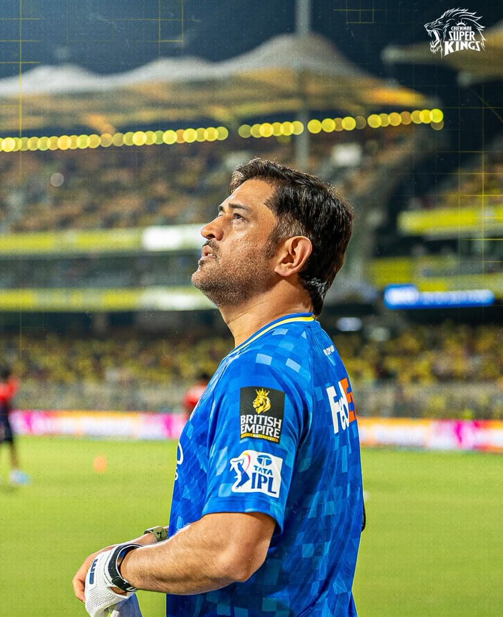 Ashish2usy's tweet photo. #HappybirthdayMahi🎂💛⭐

You will remain our captain forever #legend #captaincool 
#TheGoat 🙌🦁 https://t.co/cQhsP55JKx