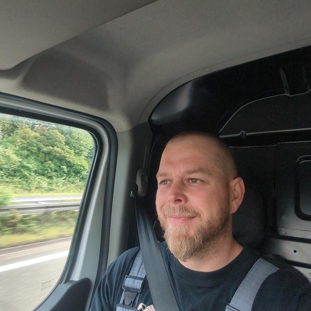 Guten Morgen ihr lieben ☕
Und schon ist das Wochenende vorbei. Kommt gut in die neue Woche #montagslächeln