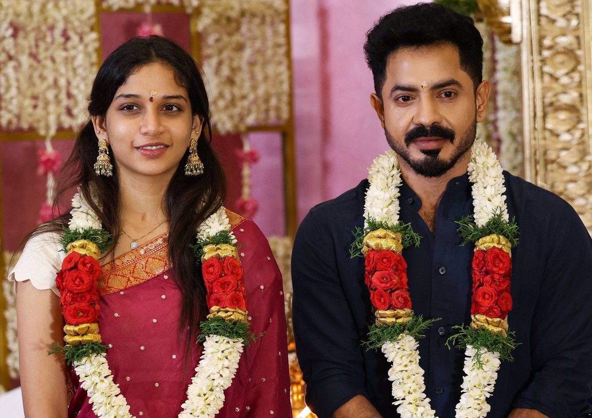 Movies4u_Officl's tweet image. #Court Fame #SreeDevi makes her Kollywood debut with #KJR's Next!