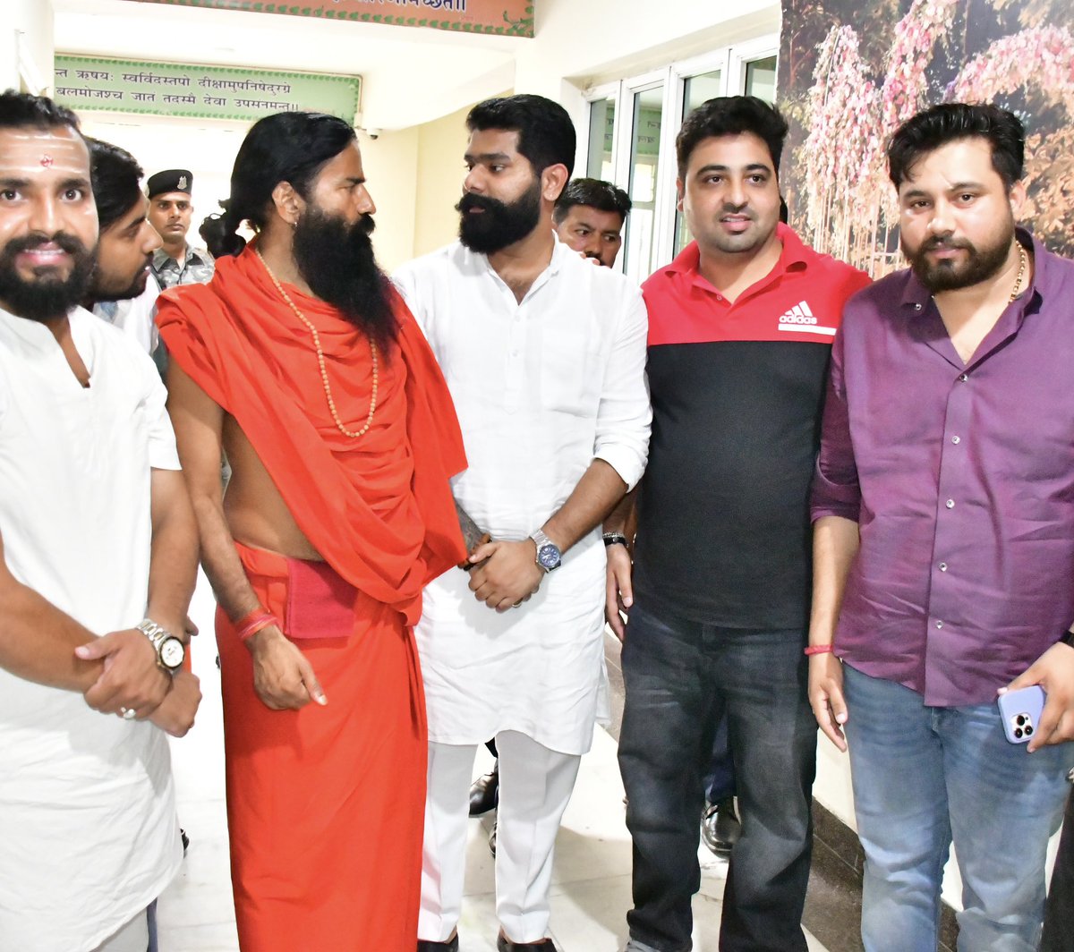 परम आदरणीय पूज्य स्वामी रामदेव जी का आशीर्वाद एवं स्नेह प्राप्त होना ही हम जैसे युवाओं के लिए ऊर्जा का श्रोत है।