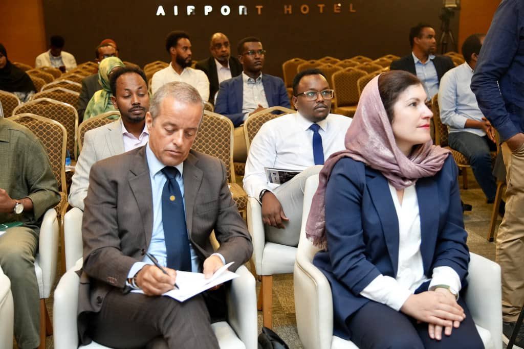 Cumogadishu's tweet image. 🎉 Priority Sector Investment Report Release Event: Investment Opportunities in Somalia’s Professional Services Sector @Cumogadishu spotlighted as a TOP SUCCESS CASE. CUM’s game-changing model: Industry-aligned curriculum, practical learning & strategic industry collaborations.