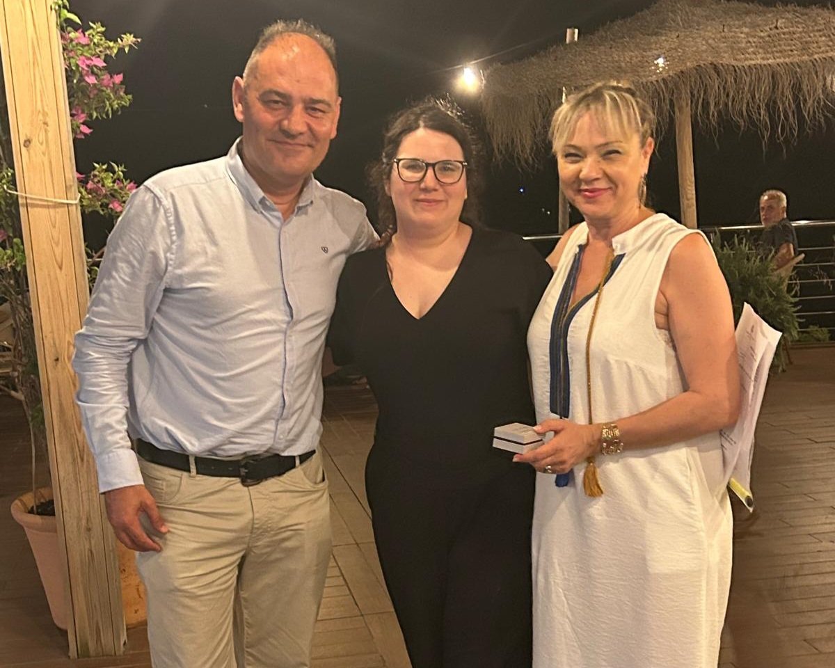COMbalears's tweet image. ➡️ La delegación de Menorca del Comib celebró el Día de la Profesión Médica. 

➡️ Se entregaron las insignias de oro y plata con motivo de los 50 y 25 años de colegiación. 

➡️ También se dio la bienvenida a los MIR que comienzan su formación en la isla en 2025.