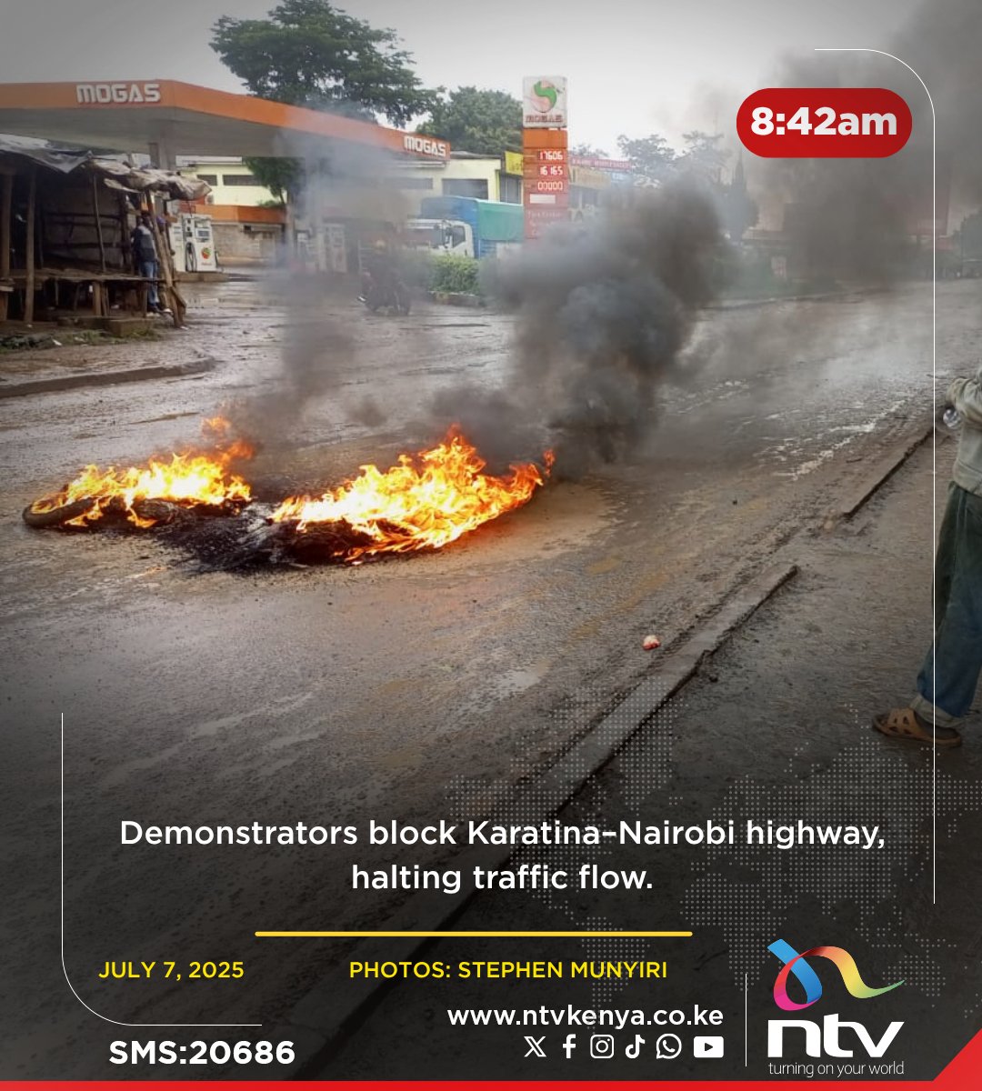 Demonstrators block Karatina–Nairobi highway, halting traffic flow.