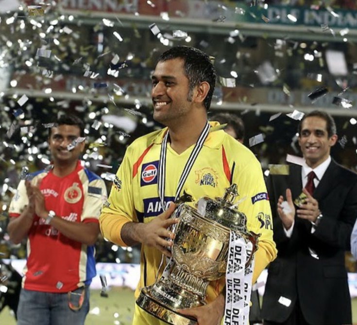 BSharan_6's tweet image. MS Dhoni cleaned out the entire cricket world in just one damn year (2010-&apos;11), every trophy, every title, and we still don&apos;t talk about it enough. 🥶 #HappyBirthdayDhoni