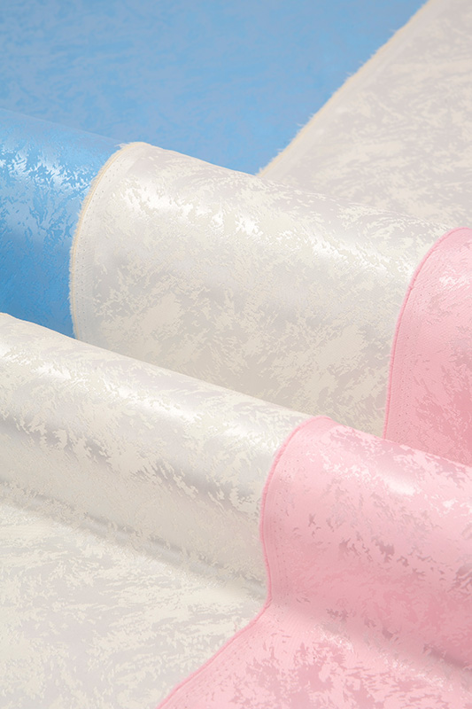 🌟ポリエステルジャガード 蜃気楼🌟
➡️charanuno.com/j/qyzvn　

落ち着いた光沢と上品な模様のあるジャガード風ポリエステルサテン生地です‼️✨

光の角度により、色と模様に美しい濃淡が再現されます😌💗

色数、全19色‼️
ゴールドとシルバーはキャラヌノでしか買えませんよ💛💙