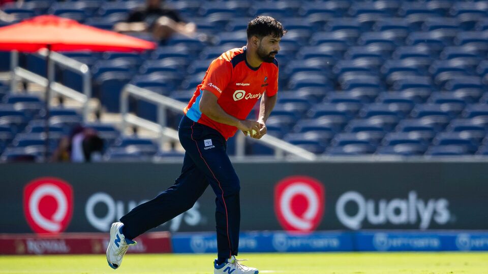 acha_insaan1's tweet photo. 🚨Bad News For Pakistan Cricket Fans🚨

🚨 Haris Rauf has been ruled out of MLC 2025 due to a hamstring injury.

#PAKvBAN | #cricket https://t.co/uUGZs5wl9Z