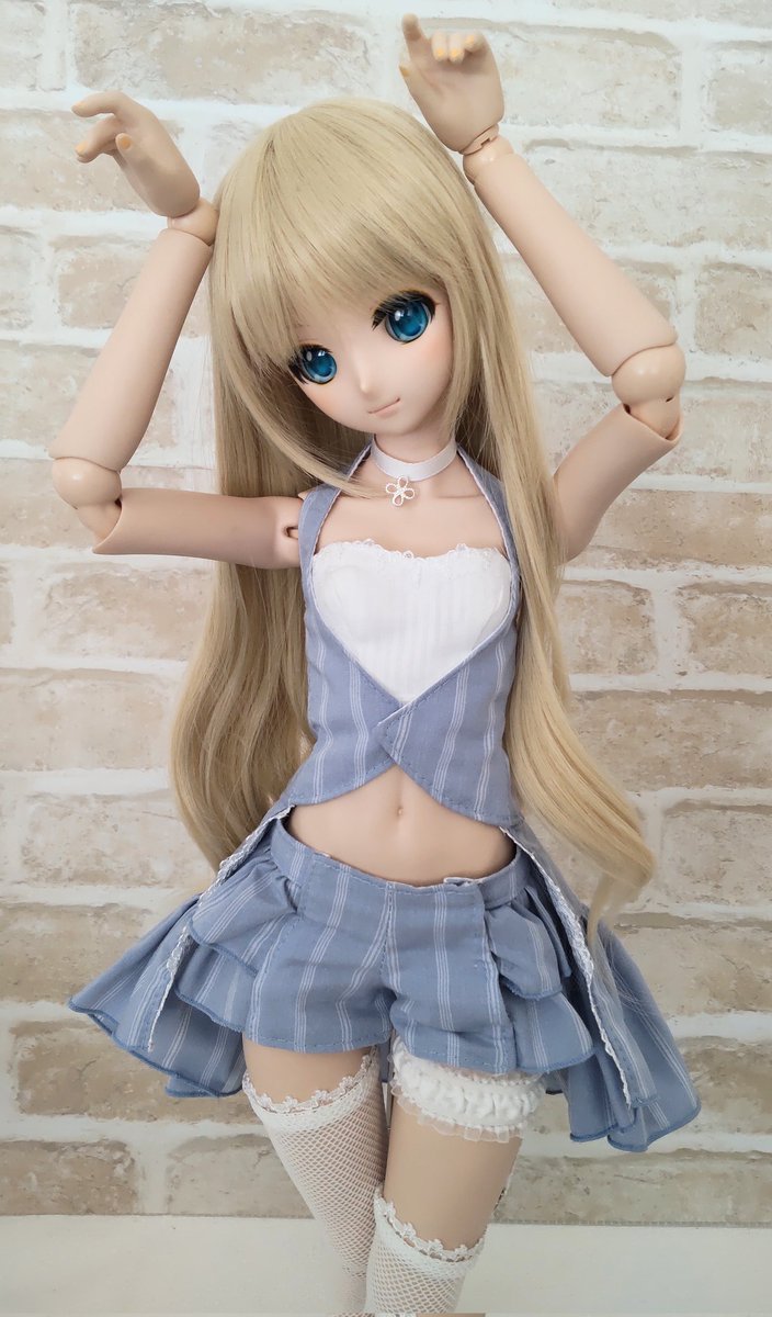 m_holly1128's tweet photo. このお洋服にはバニーカチューシャを付けたかったんですが、黒か白か水色か悩んでいるうちにそもそも間に合うのかも分からなくなってきちゃった…アワワゎゎ https://t.co/cu8bhRNOXr