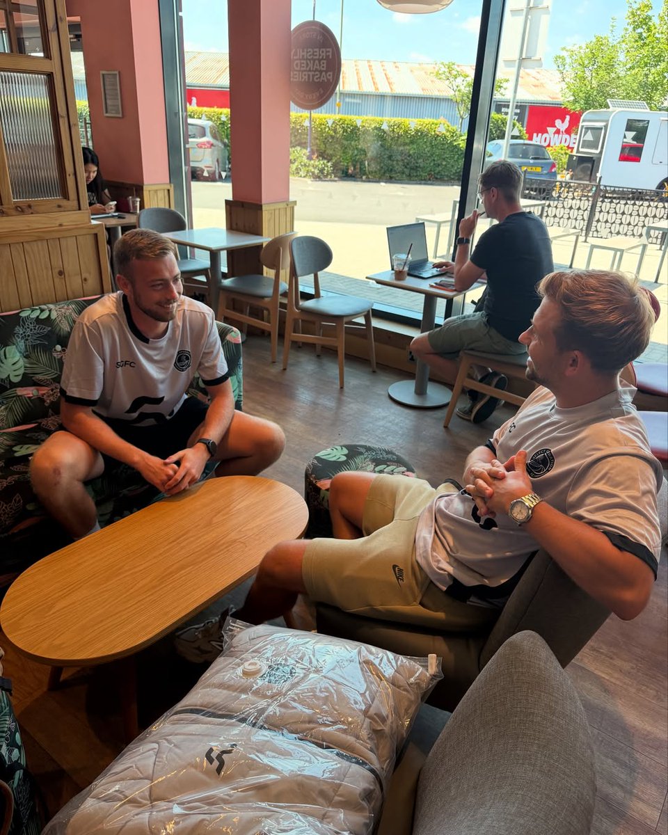 Select Generation FC tweet media