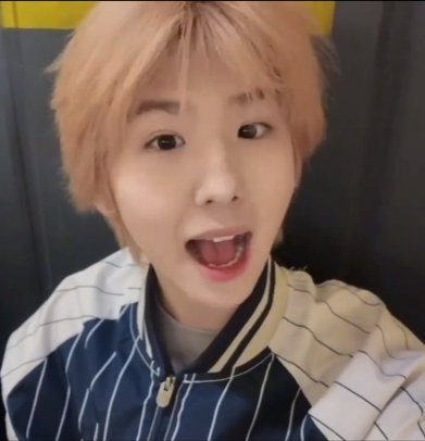 cntiknya_Kanaga's tweet photo. HAPPY B-DAY KYLIN~!
This is my first time celebrating your birthday, but there will always be more years to come! No matter what people say I will always like you ๐ค
#Kylin #QiLin #ShiningSweetKylin #์น๋ฆฐ https://t.co/fWVfNe3OXh
