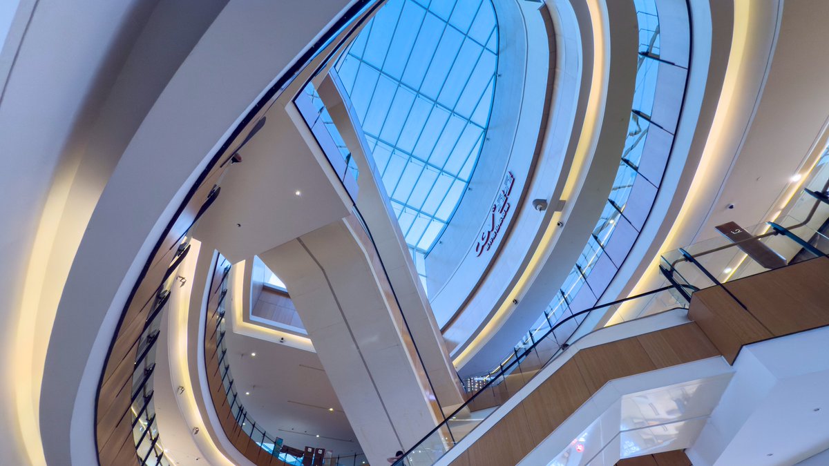 Near the 798 Art Zone, INDIGO is a design-focused mall in Beijing that combines shopping, dining, art, and nature. With quality stores and regular art shows, live music, and lifestyle events—a great spot to experience the city’s modern culture.