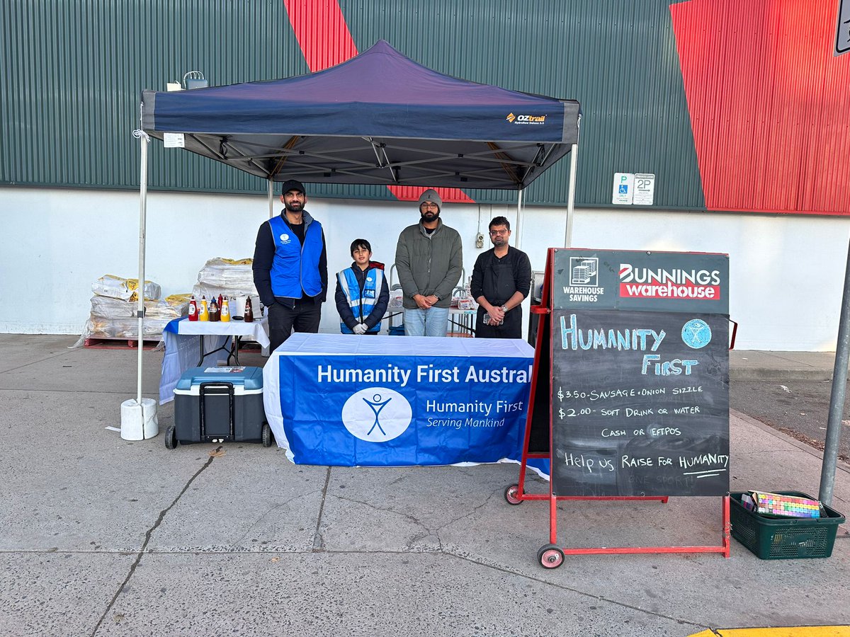 Humanity First Australia ACT chapter Volunteers held a Fund-Raising BBQ at Bunnings on last Sunday. #HumanityFirst #Humanity #fundraising