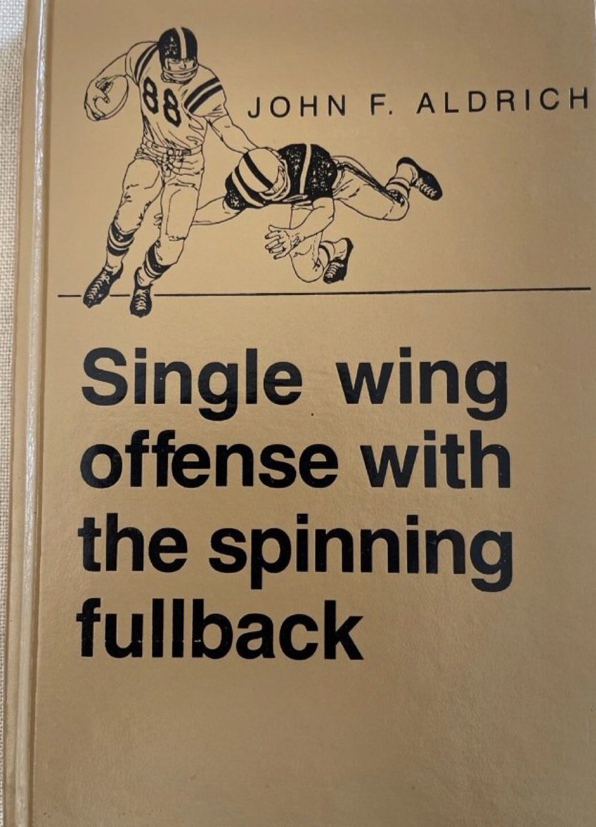 ckaz44's tweet image. Finally getting into some romance novels