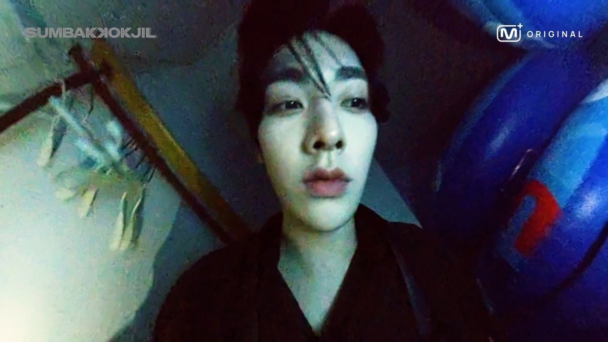 mnetplus's tweet image. 𝑺𝑼𝑴𝑩𝑨𝑲𝑲𝑶𝑲𝑱𝑰𝑳(숨바꼭질) #ZB1 스틸컷

🐻#박건욱 #PARKGUNWOOK
🐱#리키 #RICKY

📌본편은 오직 𝗠𝗻𝗲𝘁 𝗣𝗹𝘂𝘀 app에서!
mnetplus.onelink.me/TRa8/l15jr51v

🔠SUB: EN/JP/CH(S, T)/ID : Open

#SUMBAKKOKJIL #숨바꼭질 #MnetPlus_ORIGINAL #MnetPlus #엠넷플러스 @MnetPlus @m2mpd #ZEROBASEONE…