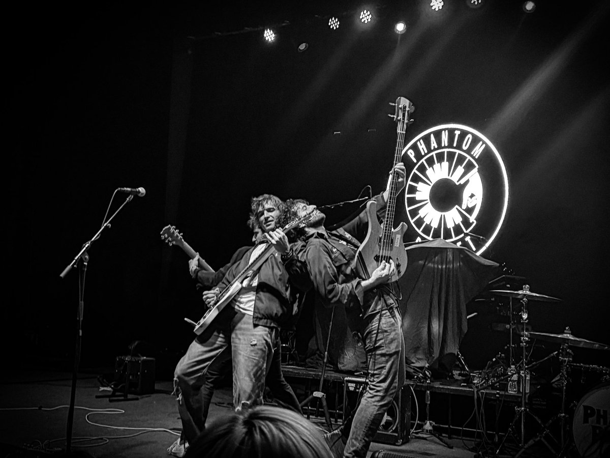 CrispyNooda's tweet photo. Phantom Planet- Canopy Club, 7/6/25, Urbana, Illinois. @phantomplanet https://t.co/a0Hzaub1PM