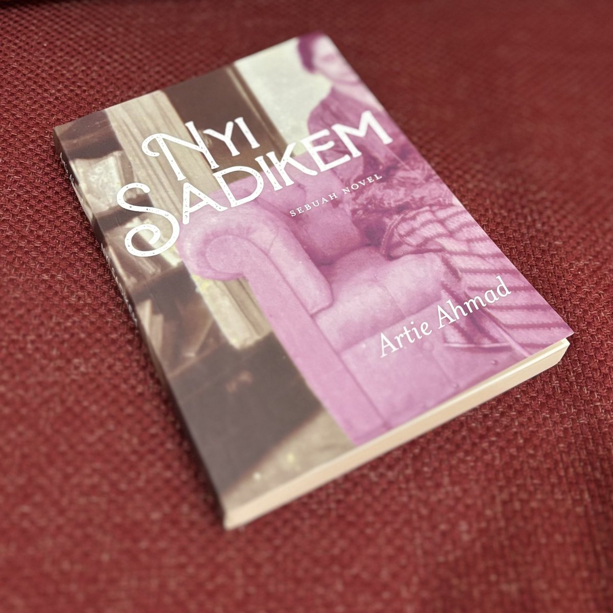 Selamat <a href="/artieahmad/">Artie Ahmad</a> 
Semenjak Minggu sore sampai pagi ini di kereta, sudah sampai pergowokan.