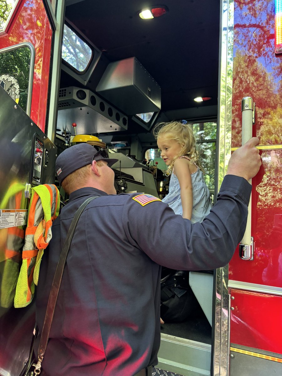 Kristine Hackman (@kristinehackman) on Twitter photo Thank you <a href="/SMFDinfo/">Southern Marin Fire District</a> for giving my three year old daughter the BEST 4th of July ever by meeting real heroes and getting to sit inside a fire truck! Thank you <a href="/SMFDinfo/">Southern Marin Fire District</a> for giving my three year old daughter the BEST 4th of July ever by meeting real heroes and getting to sit inside a fire truck!
