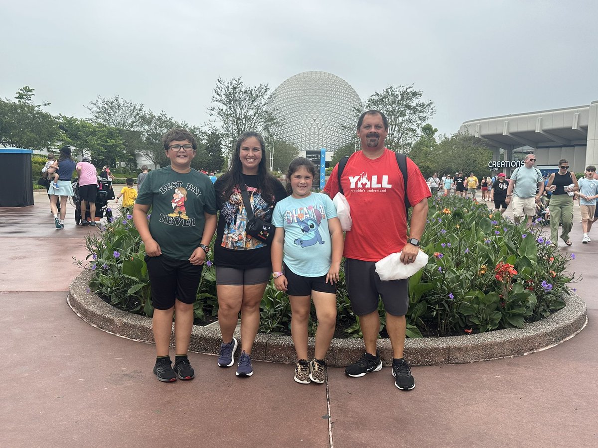 Erin Fox tweet media