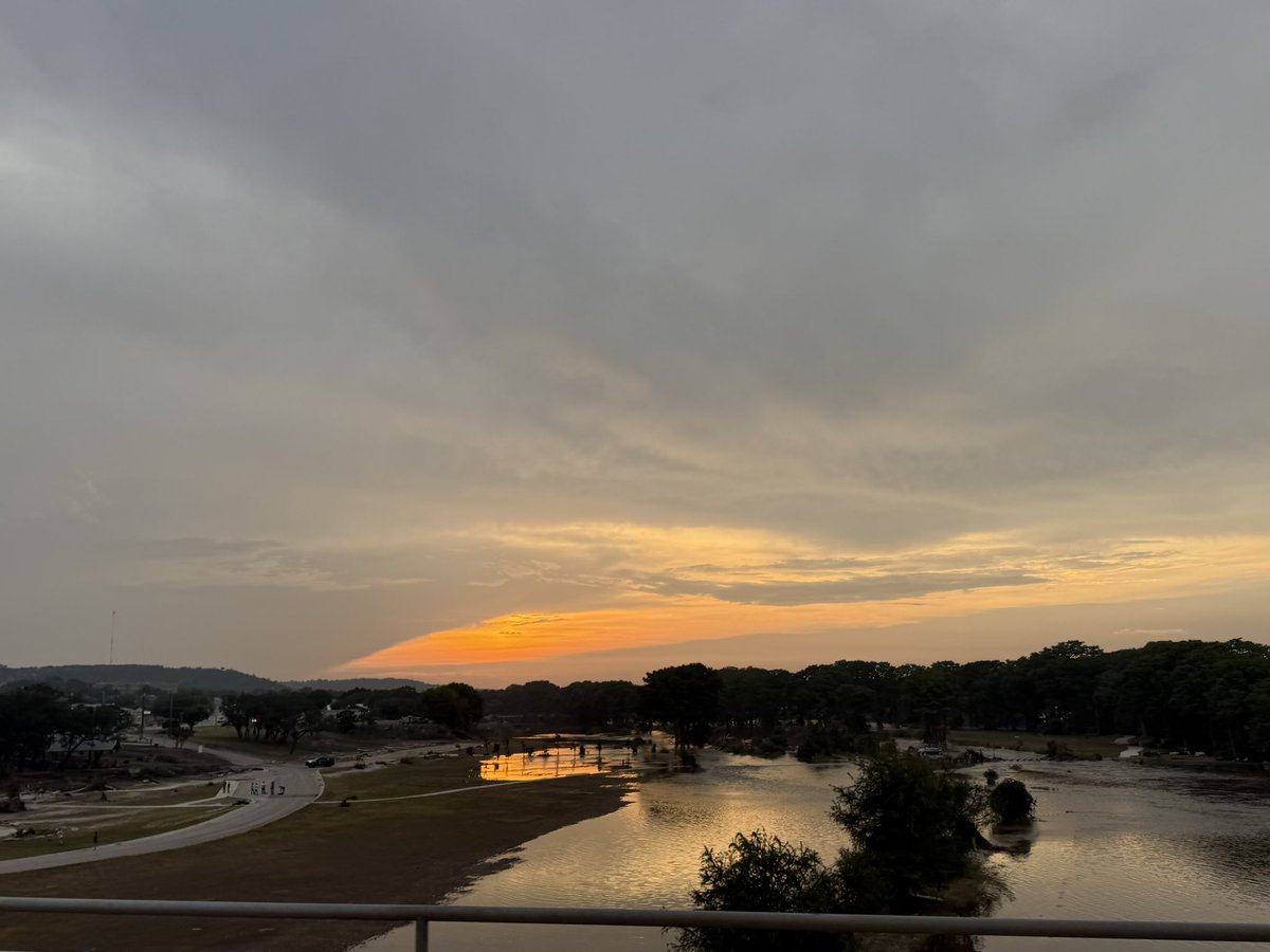 I’M SO HAPPY to report the weather here in Kerrville, TX has FINALLY cleared up, and will be (mostly) rain free these next few days

A little bit of weather relief was MUCH needed for these first responders and victims!

Keep praying for these folks 🙏🏻