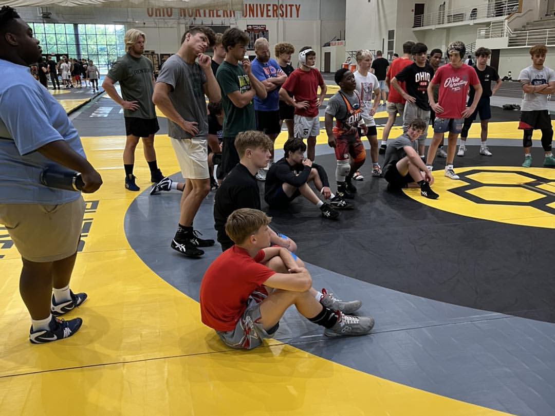 OhioMatMedia's tweet photo. Repost
Day βπΌ is complete, and our Greco-Roman wrestlers have officially joined the camp!
Freestyle wrestlers, have their final workout tomorrow morning.
Wrestlers competing in Greco-Roman or both styles will continue training through Tuesday.
#OCNation https://t.co/T2dusve3kU